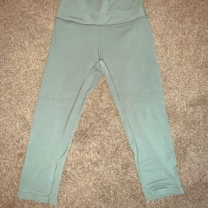Lululemon green ankle width leggings